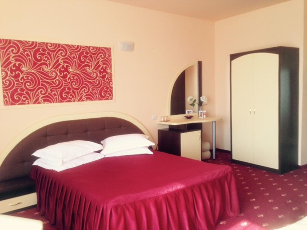 Hotel Kleyn Констанца Номер фото